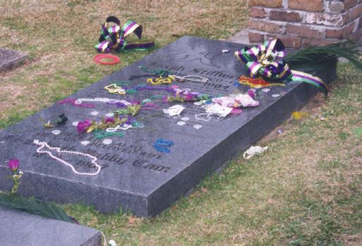 Joe Cain's grave
